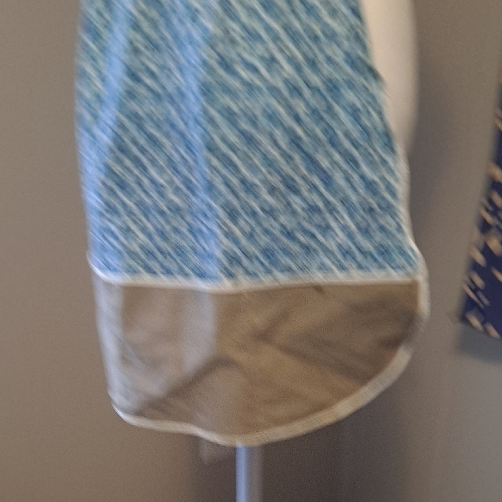 Apron With Blue And Brown Pattern - image 4